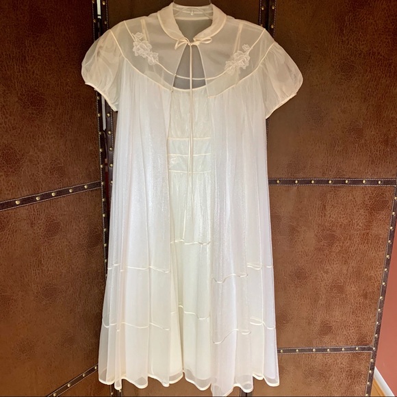 Vintage Other - Vintage ‘60s bridal lingerie set